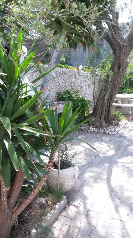 Banjol Apartments Padovan מראה חיצוני תמונה