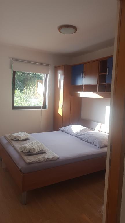 Banjol Apartments Padovan מראה חיצוני תמונה